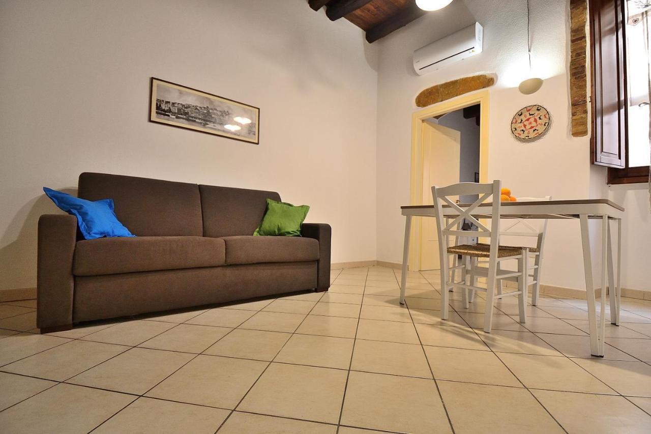 Entu E Mari - Grecu Apartment กาญารี ภายนอก รูปภาพ