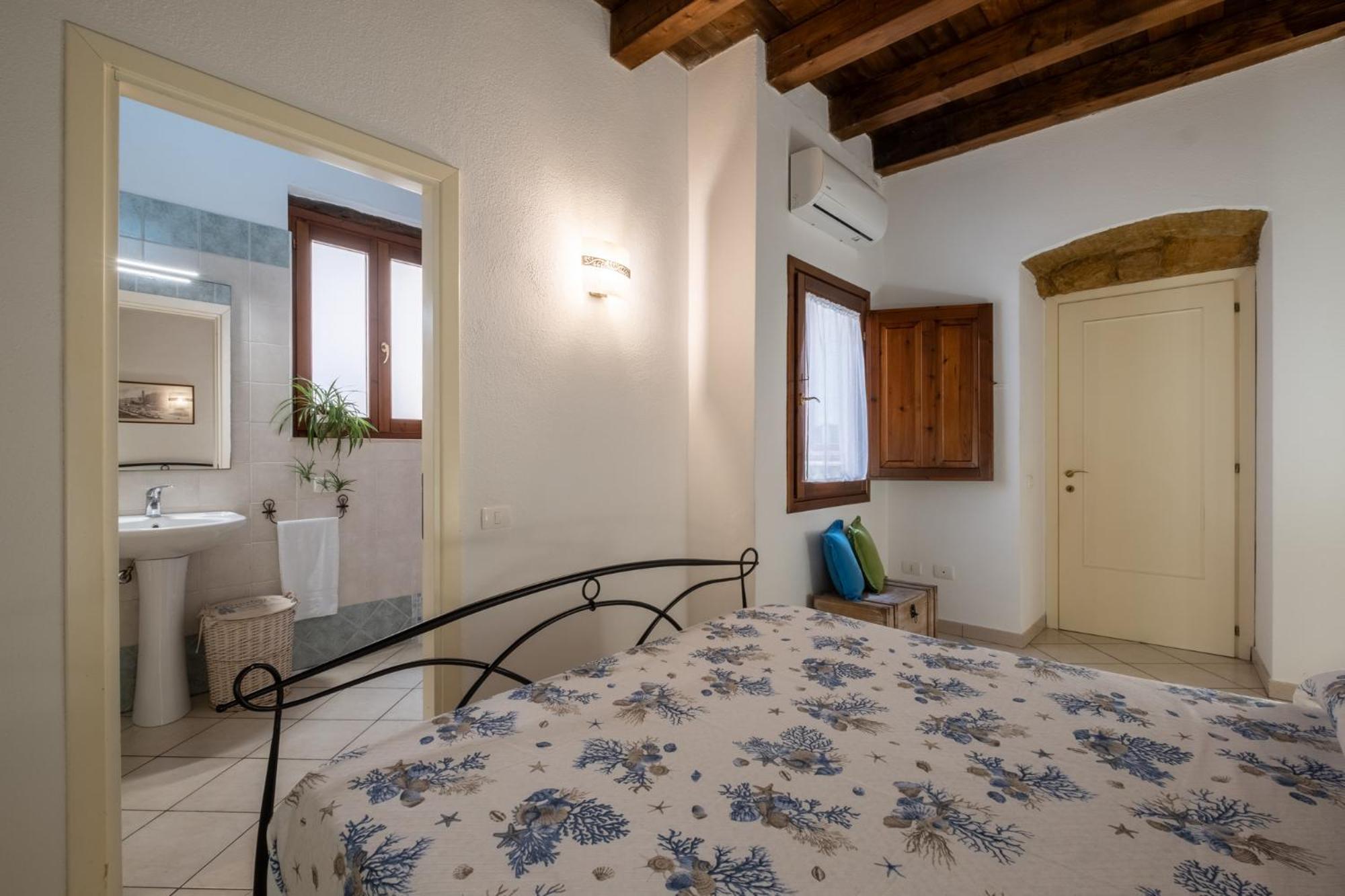 Entu E Mari - Grecu Apartment กาญารี ภายนอก รูปภาพ