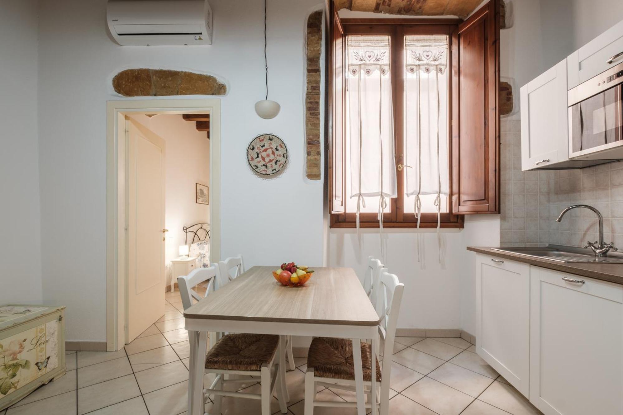 Entu E Mari - Grecu Apartment กาญารี ภายนอก รูปภาพ