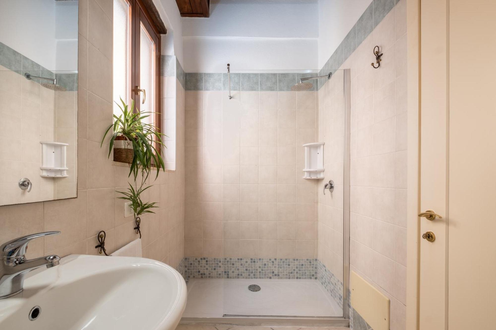 Entu E Mari - Grecu Apartment กาญารี ภายนอก รูปภาพ